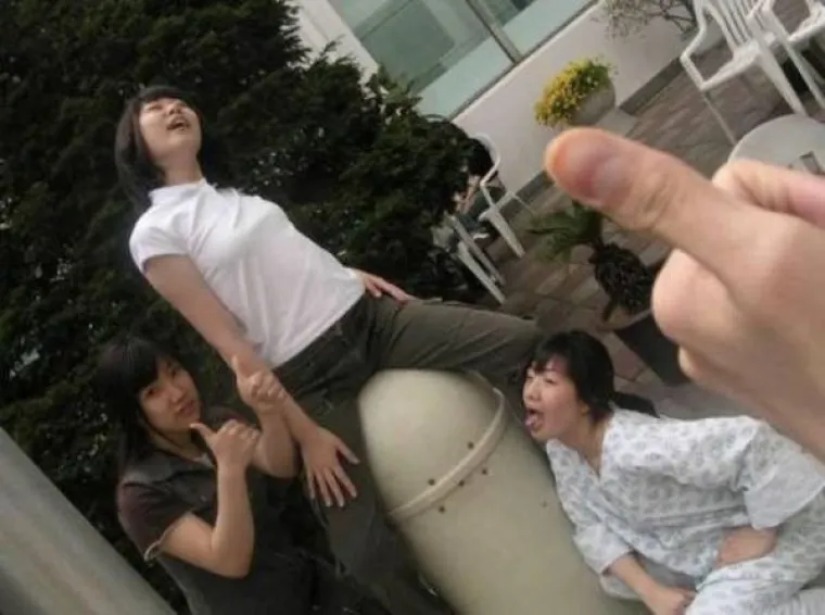 DOMOVINA NAJVEĆIH BIZARNOSTI I PERVERZIJA: Dobro do&scaron;li u Japan, poku&scaron;ajte ostati pribrani dok gledate fotogaleriju