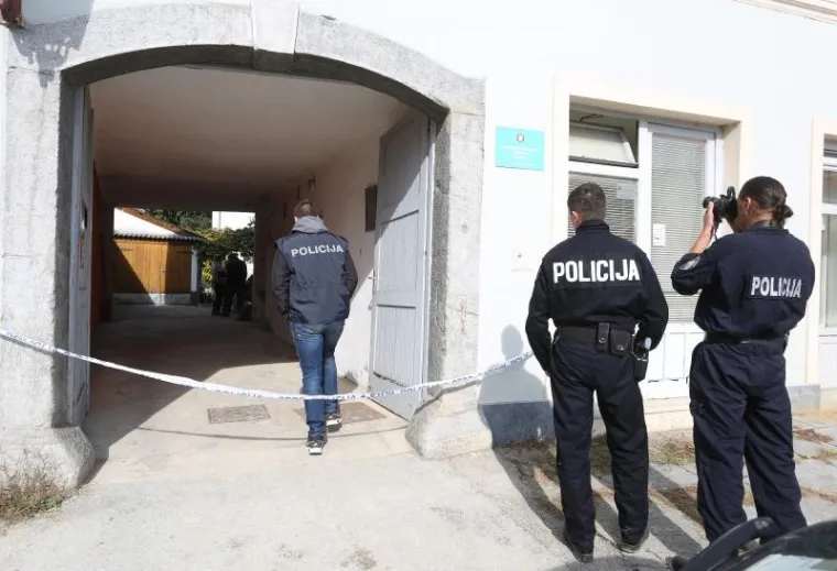 POLICIJA ZAVRŠILA OČEVID U KARLOVCU: Čiste se stanovi, procjenjuje se šteta