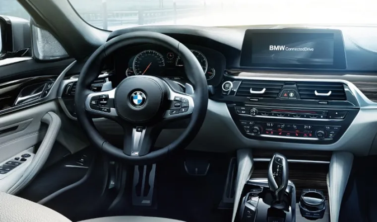 BMW-ova SERIJA 5 ZADIVILA: Pogledajte kako izgleda najnoviji ponos bavarske autoindustrije