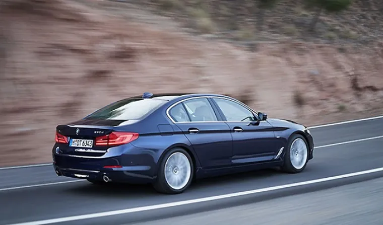 BMW-ova SERIJA 5 ZADIVILA: Pogledajte kako izgleda najnoviji ponos bavarske autoindustrije