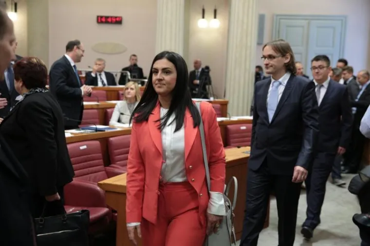 TKO JE SVE DOŠAO: Pogledajte kako je izgledala konstituirajuća sjednica Sabora