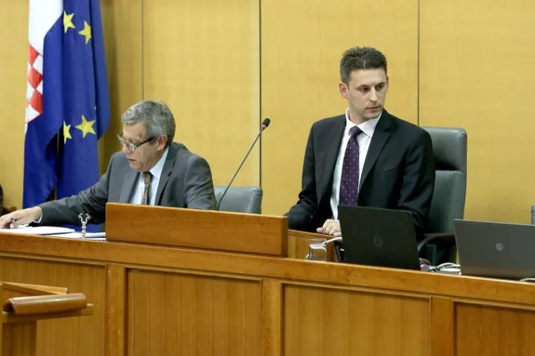 TKO JE SVE DO&Scaron;AO: Pogledajte kako je izgledala konstituirajuća sjednica Sabora