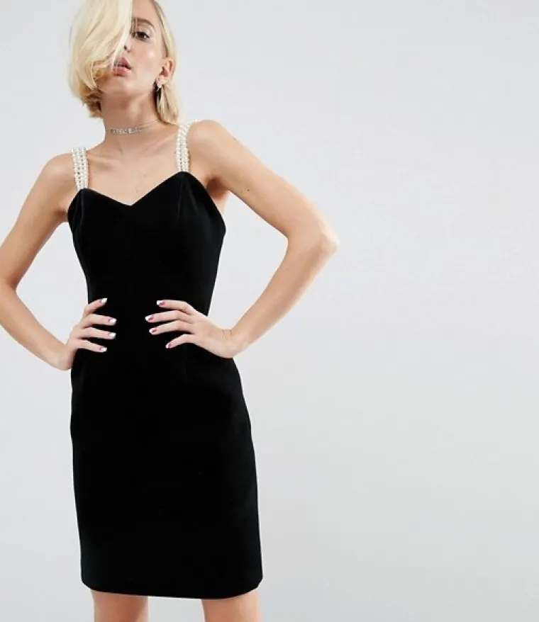 Mala crna haljina (861 kn)