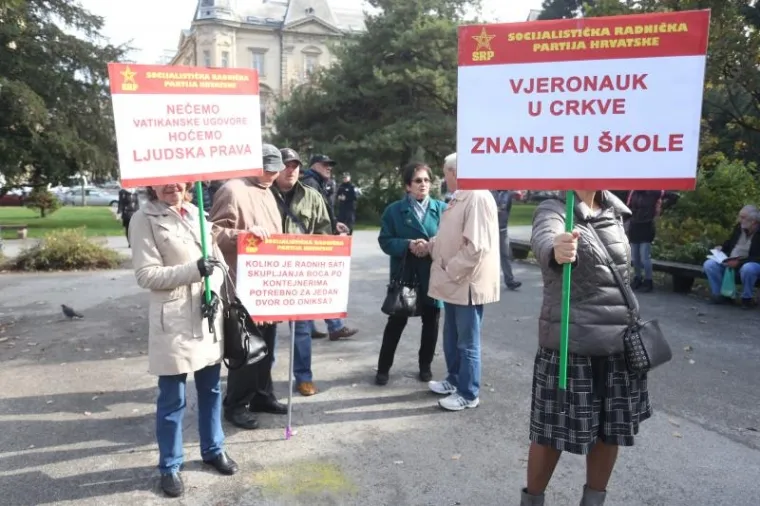 PROSVJED ZA RASKID VATIKANSKIH UGOVORA: Stotinjak okupljenih poručilo: 'Ako vjeruje&scaron;, plati pretplatu!'