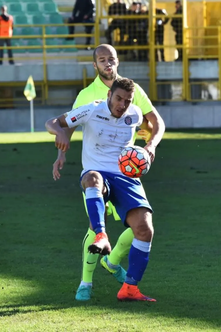 HAJDUK BEZ BODOVA NA ALDO DROSINI: Torcida se nervirala zbog svojih ljubimaca