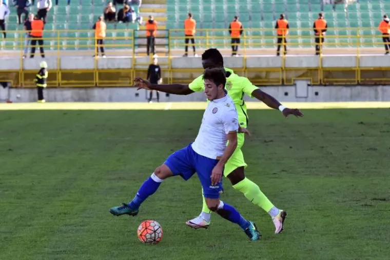 HAJDUK BEZ BODOVA NA ALDO DROSINI: Torcida se nervirala zbog svojih ljubimaca