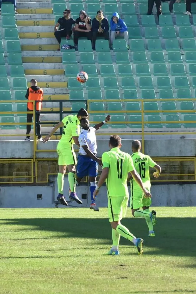 HAJDUK BEZ BODOVA NA ALDO DROSINI: Torcida se nervirala zbog svojih ljubimaca
