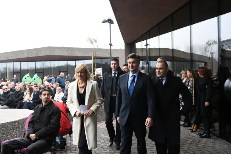 U Karlovcu otvoren prvi slatkovodni akvarij: u 25 bazena Aquatike predstavljen cijeli tok krške rijeke