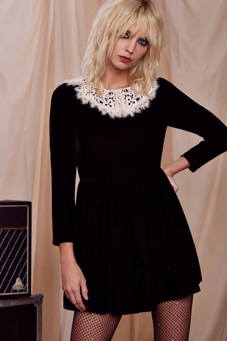 Courtney Love sa Nasty Gal izbacila novu kolekciju ženstvenih grunge komada