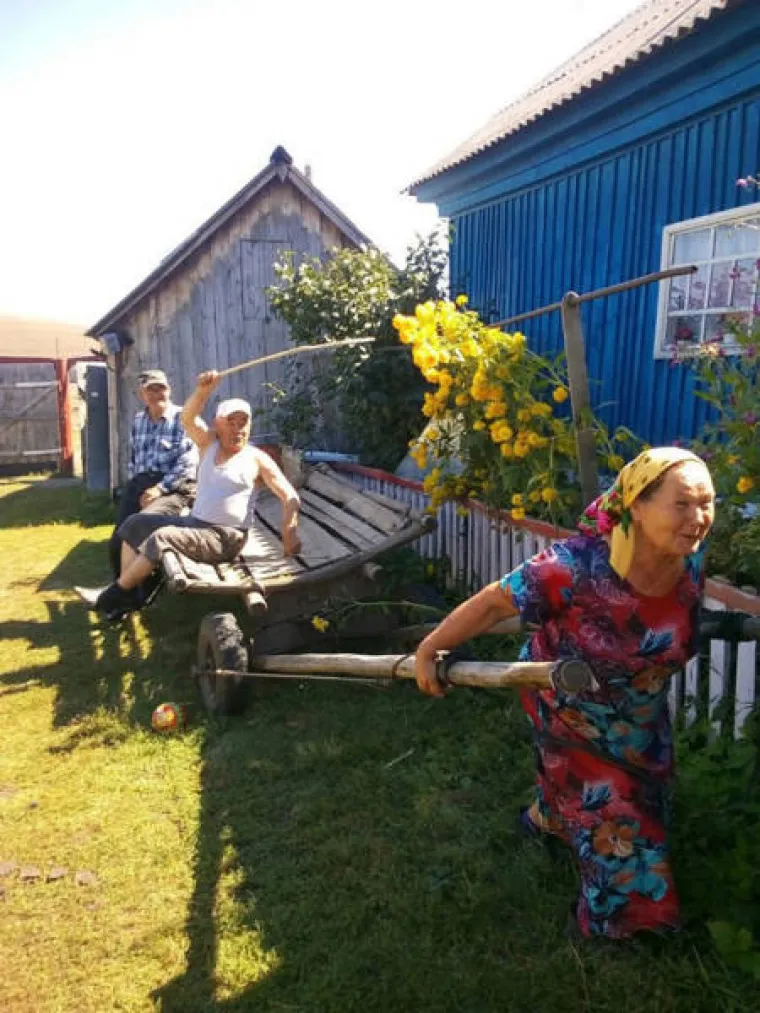 JASNO SE VIDI TKO JE GLAVNI KOD NJIH U VEZI: Neki jednostavno vole biti &scaron;efovi i tome nama pomoći