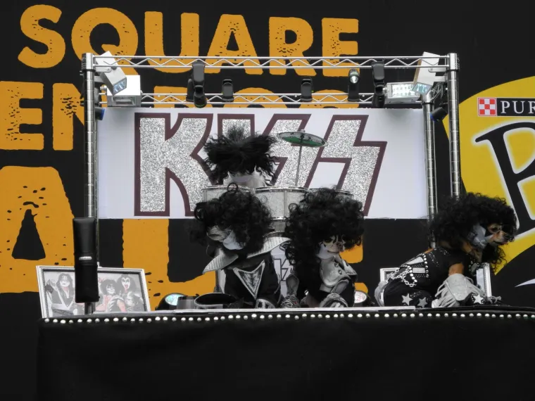 Batman, papa, lav, zatvorenik: ako za Halloween želite umaskirati i svoje psiće, evo vam nekoliko urnebesnih ideja