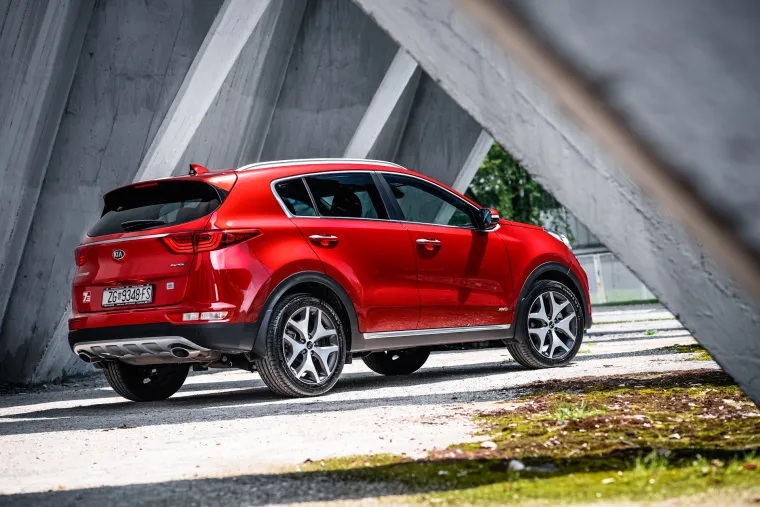 FOTOGRAFIJE KAO DOKAZ ODLIČNO OBAVLJENOG POSLA: Nova Kia Sportage je atraktivna, sportska i dizajnerski savršena