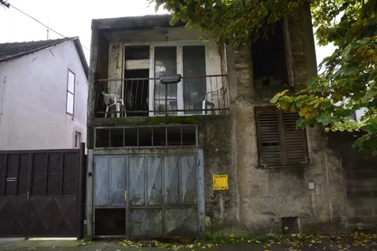 Slavonski Brod: Ubijena dva muškarca, slučajevi nisu povezani