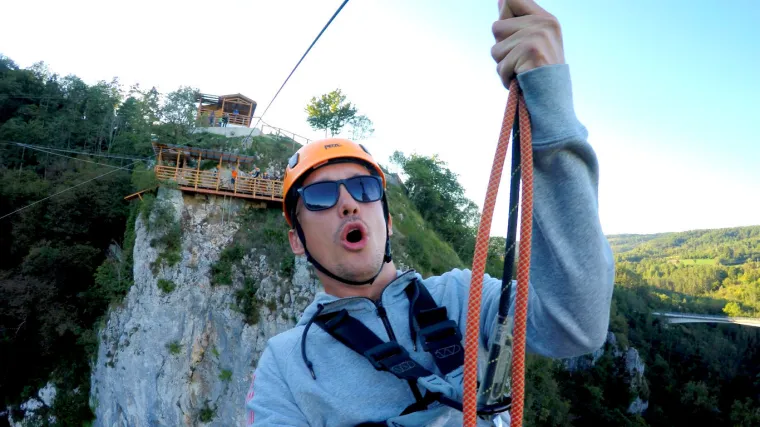 Prava ruta: zip lineom preko Pazinske jame