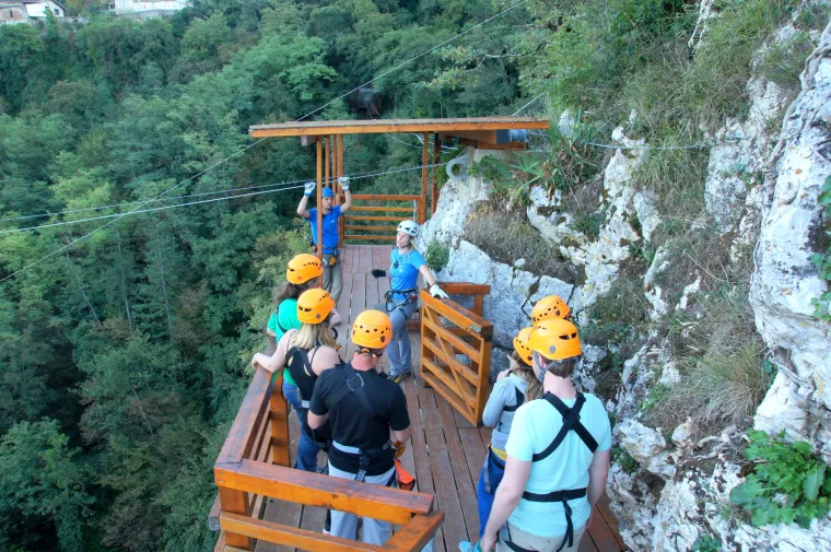 Prava ruta: zip lineom preko Pazinske jame