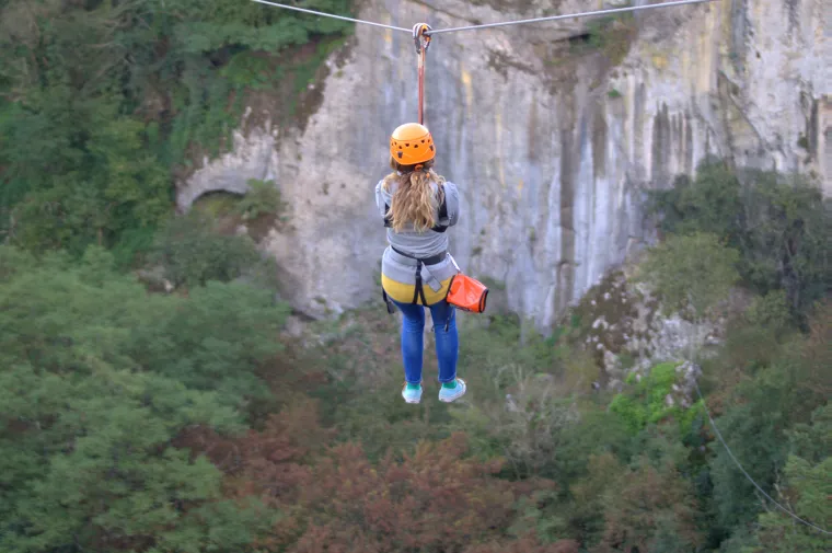 Prava ruta: zip lineom preko Pazinske jame