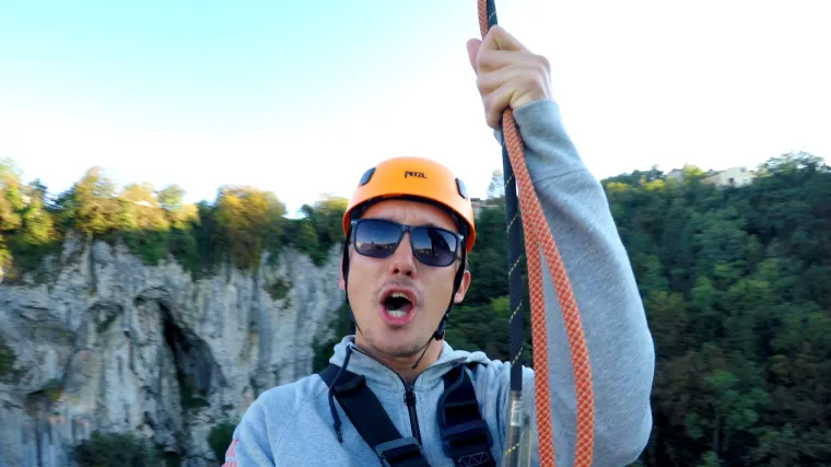 Prava ruta: zip lineom preko Pazinske jame