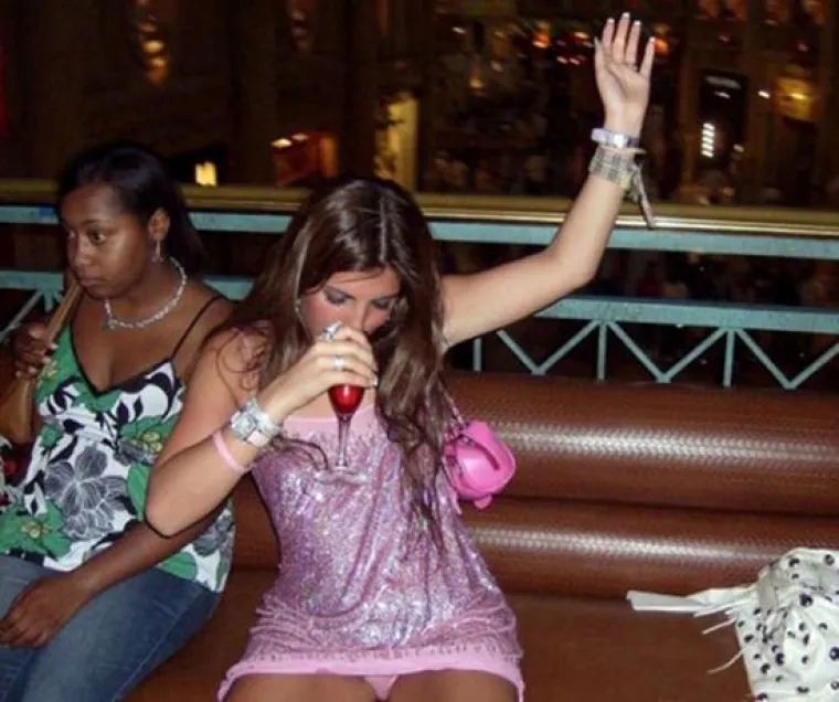 KOJI NEUGODNJAK! I one se pitaju kako su ove fotografije uopće dospjele na internet