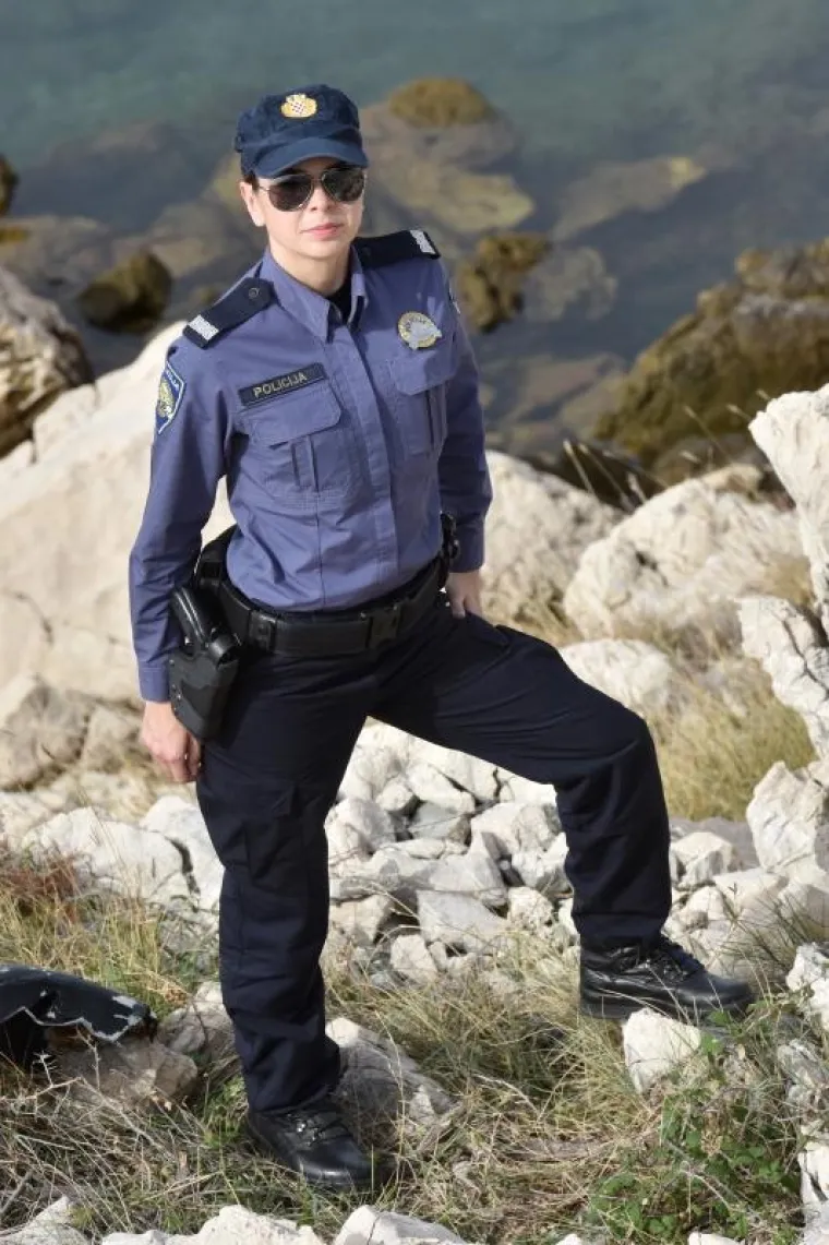 JUNAKINJA IZ OBROVCA: Ona je spasila motociklistu koji je sletio u 15 metara duboku provaliju