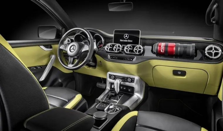 POGLEDAJTE MERCEDESOV PICK-UP: Upoznajte oba lica X-klase