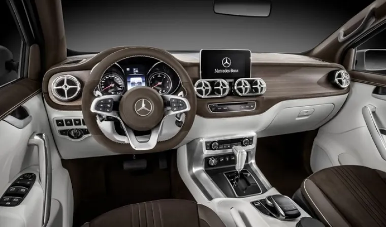 POGLEDAJTE MERCEDESOV PICK-UP: Upoznajte oba lica X-klase