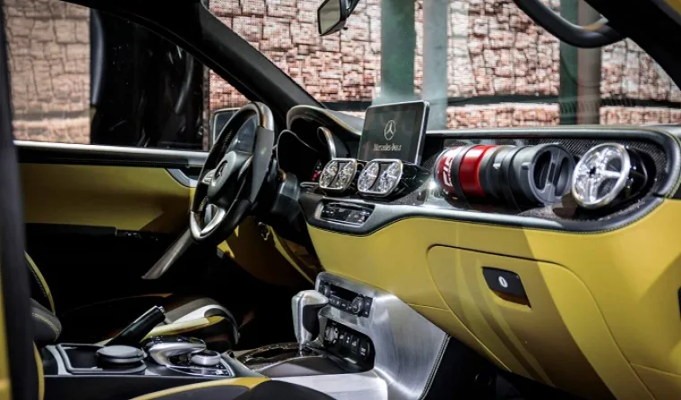 POGLEDAJTE MERCEDESOV PICK-UP: Upoznajte oba lica X-klase