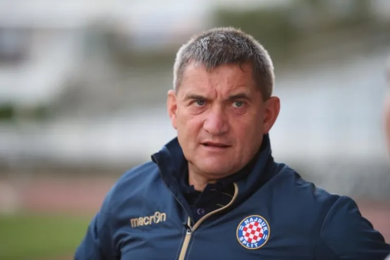SPEKTAKULARNA KOREOGRAFIJA: Torcida rođendansku feštu posvetila preminulom predsjedniku