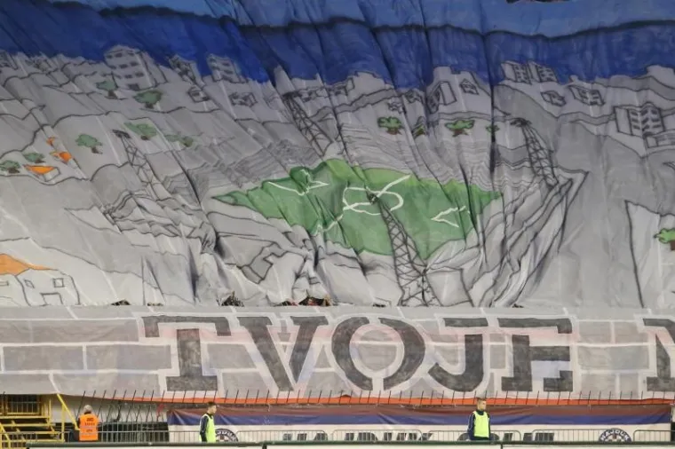 SPEKTAKULARNA KOREOGRAFIJA: Torcida rođendansku fe&scaron;tu posvetila preminulom predsjedniku