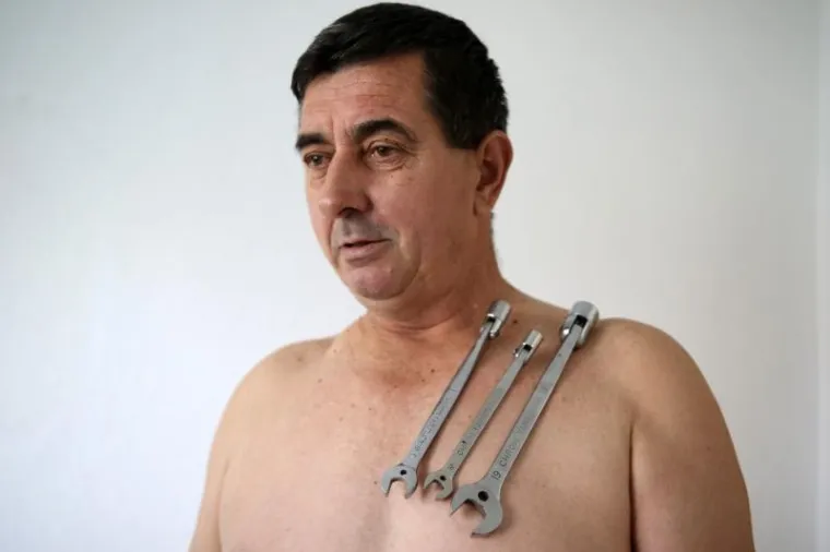 Magična privlačnost: dovoljno je da skinu majicu i zapanje sve oko sebe