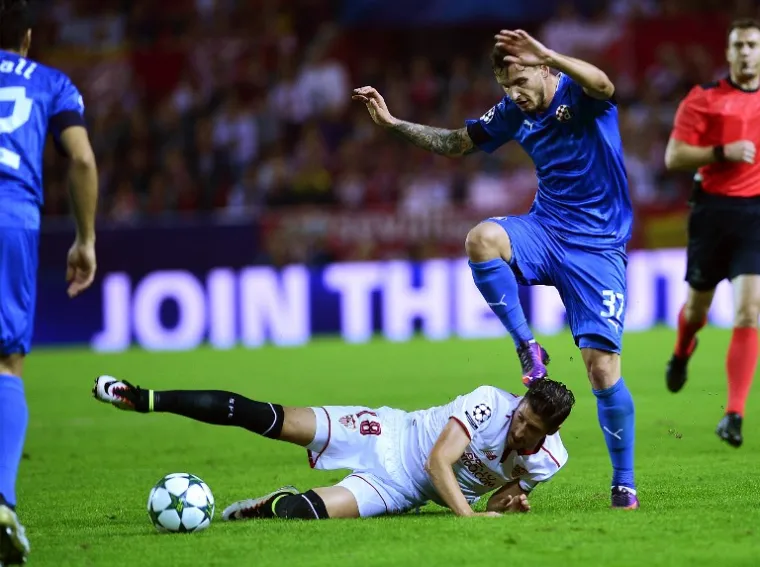 OSJETITE DA&Scaron;AK ATMOSFERE: Ovako je izgledala borba Seville i Dinama na Sanchez-Pizjuanu