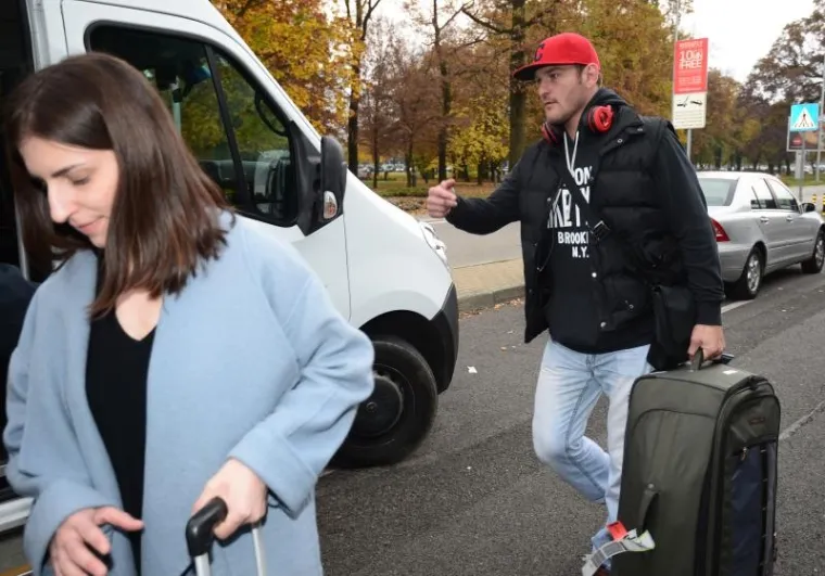 STIPE MIOČIĆ STIGAO U HRVATSKU: UFC-ov prvak sletio u Zagreb