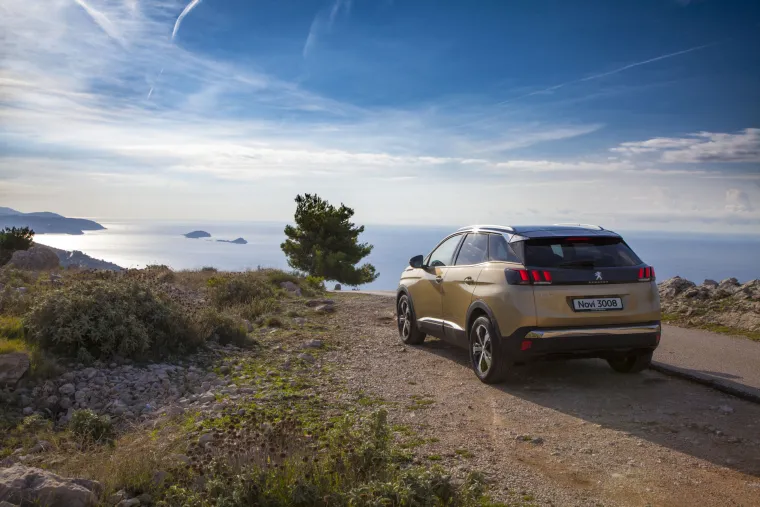 OSVAJA SUV TRŽI&Scaron;TE: Dugo i&scaron;čekivani Peugeot 3008