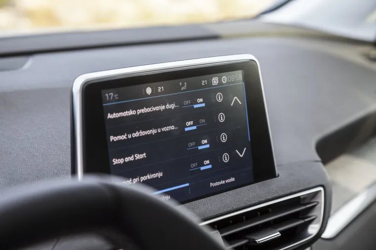 OSVAJA SUV TRŽI&Scaron;TE: Dugo i&scaron;čekivani Peugeot 3008