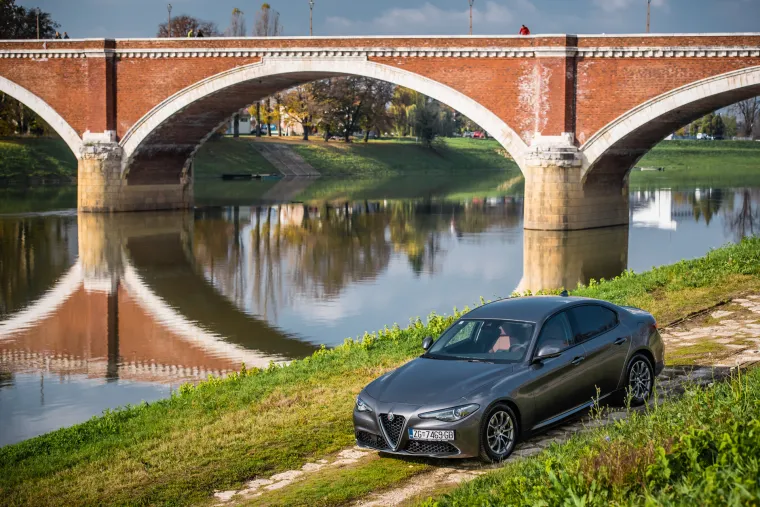 HIT NA TRŽI&Scaron;TU: Alfa Giulia je ne&scaron;to najljep&scaron;e i najbolje &scaron;to je Alfa poizvela zadnjih deset godina