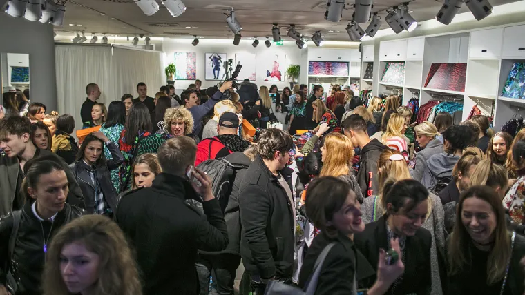 Sinoć je krenula prodaja Kenzo x H&amp;M: Evo za kojim krpicama su se fashionisti najvi&scaron;e trgali