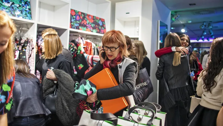 Sinoć je krenula prodaja Kenzo x H&amp;M: Evo za kojim krpicama su se fashionisti najvi&scaron;e trgali