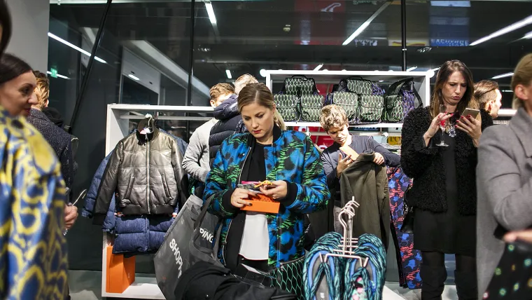 U kolekciji se može naći sva&scaron;ta - od jakni do japanki