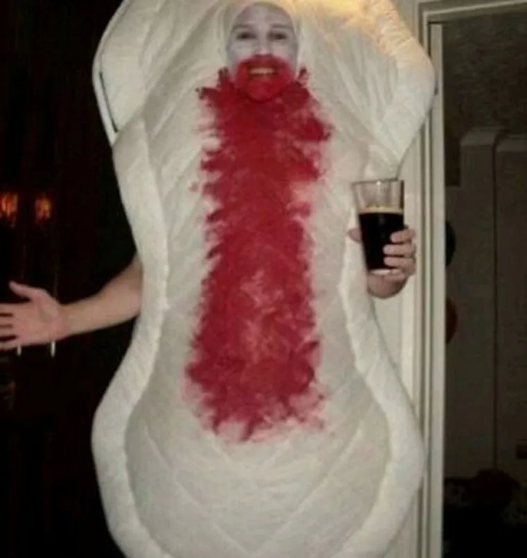 Već smo vam pokazali brojne odlične kostime za Halloween, od onih najseksi do najmaštovitijih, a konačno je došao red i na najgore kostime. U galeriji smo okupili stvarno užasne pokušaje humora i kostimiranja općenito.