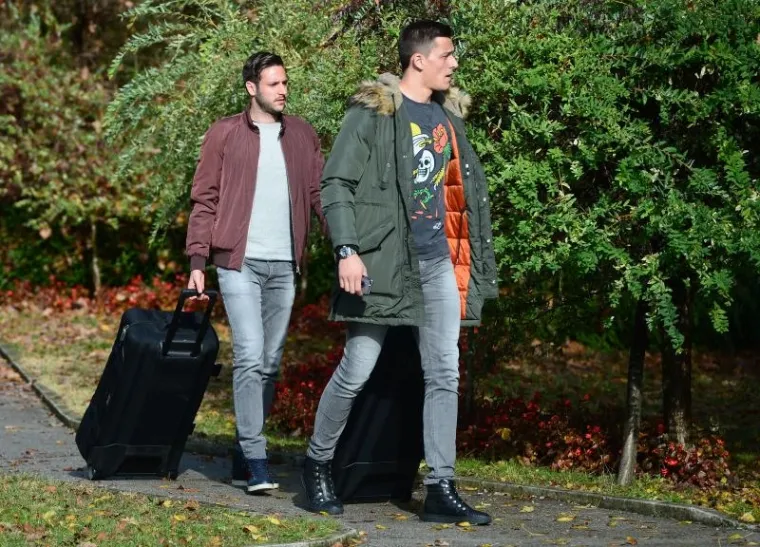 POČINJE 'AKCIJA ISLAND': Vatreni se okupili uoči okr&scaron;aja protiv Ledenih