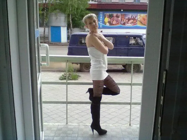 POTPUNO SE UNAKAZILE: Htjele ispasti ljepotice, a zavr&scaron;ile kao čiste spodobe