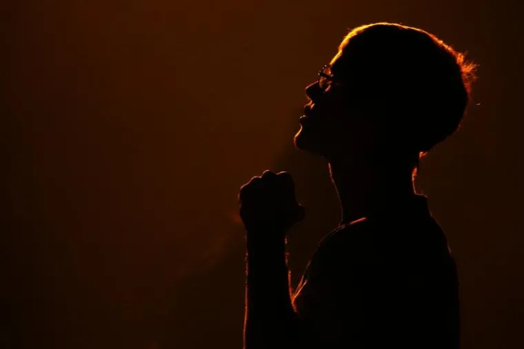 Zagrebačka Arena večeras je gorila! Justin Bieber konačno je stigao u Hrvatsku i publici priredio neviđeni spektakl. Dvije predgrupe, nastup na dvije pozornice s vi&scaron;e od pedeset plesača, prateći bend i rijetko viđeni vizualni efekt potvrdili Bieberov status megazvijezde