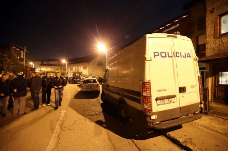 U TIJEKU OČEVID U SESVETAMA: Ubio ženu pa sebe