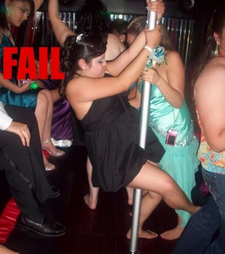 OKUŠALE SE U PLESU OKO ŠTANGE: Nije im suđeno, ljudi im se rugaju do besvijesti