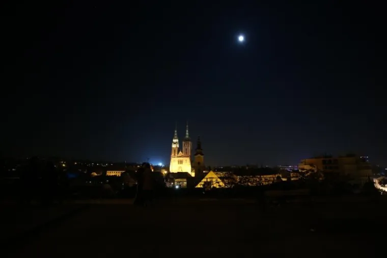 Super mjesec: pogledajte kako izgleda spektakl kada ga režira svemir