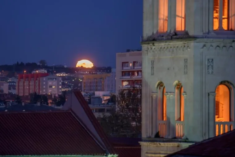 Super mjesec: pogledajte kako izgleda spektakl kada ga režira svemir