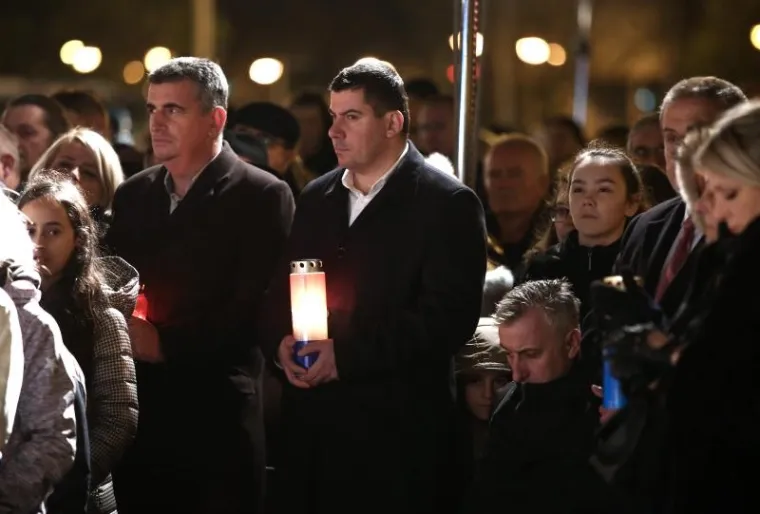 Prisustvovali su mu i mostovci Nikola Grmoja te Miro Bulj