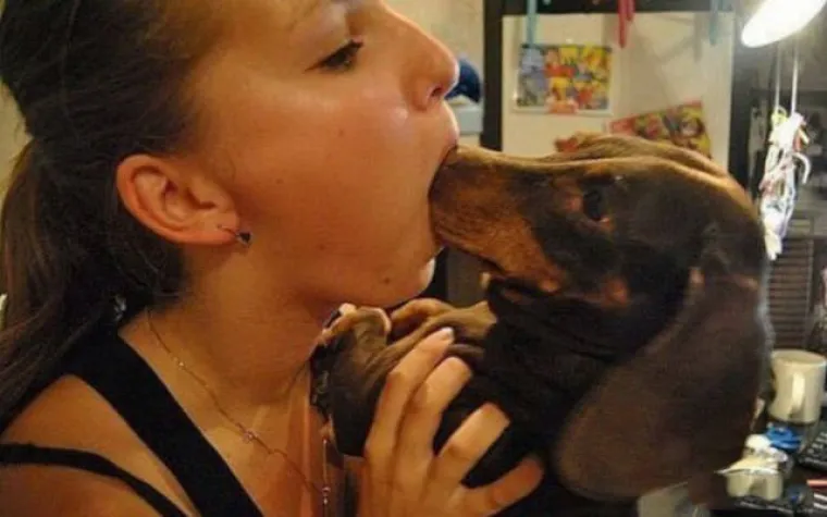 KAD RUSI RADE PROFILNE SLIKE... Neukus im je u krvi i jako se ponose time