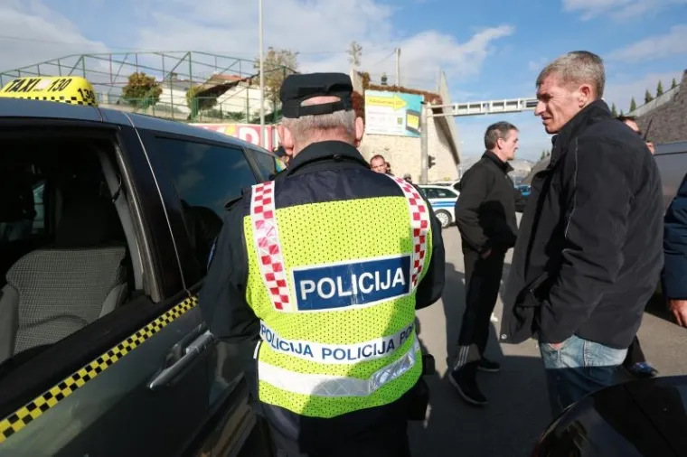 SPLITSKI TAKSISTI BLOKIRALI VOZAČE CAMMEA: Danas su trebali započeti s radom