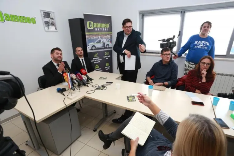 SPLITSKI TAKSISTI BLOKIRALI VOZAČE CAMMEA: Danas su trebali započeti s radom