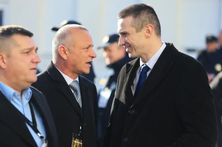 DRŽAVNI VRH U VUKOVARU: U Koloni sjećanja premijer, predsjednica, ministri...